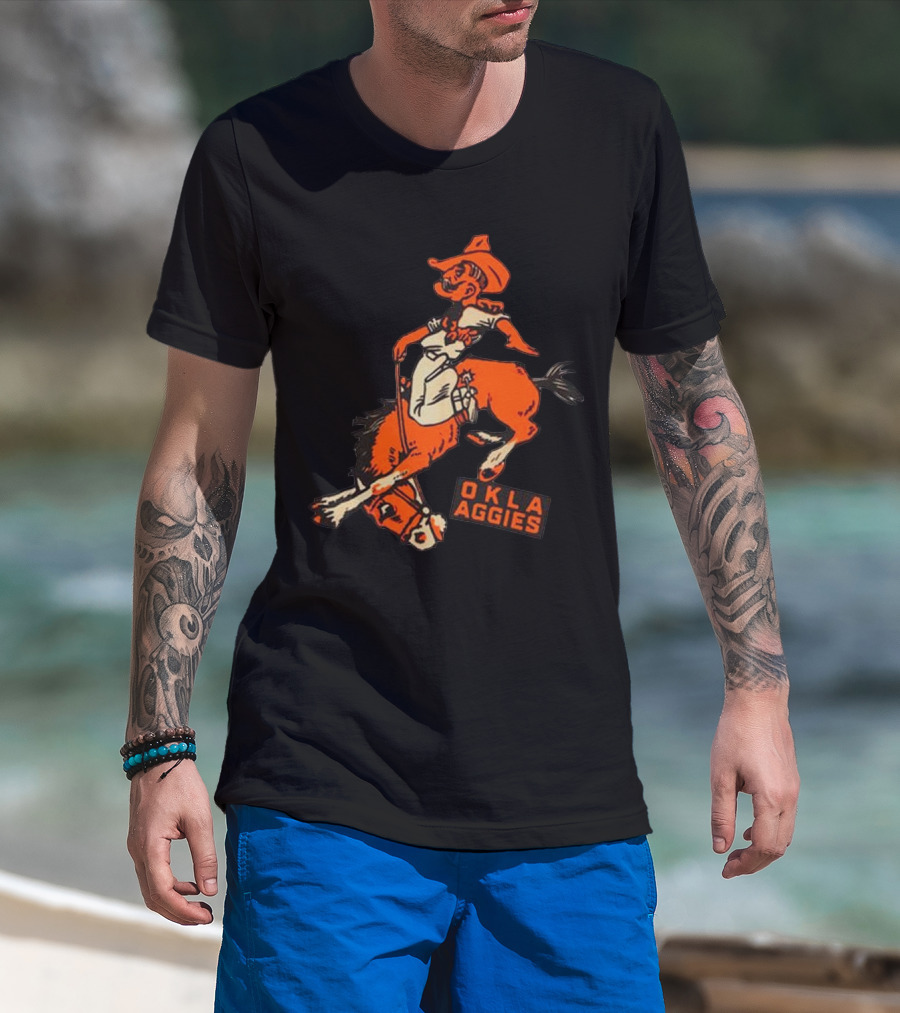 Oklahoma State Okla Aggies Cowboy Riding Horse T-Shirt