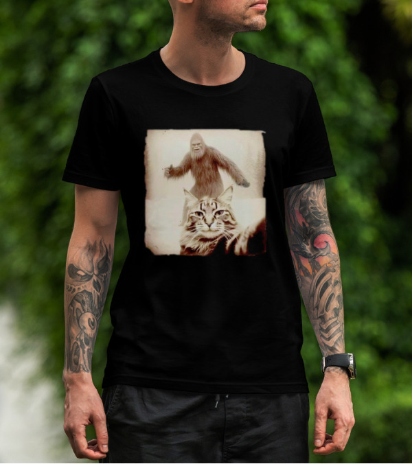 Cat Taking Selfie With Bigfoot In Snowy Forest Scene T-Shirt