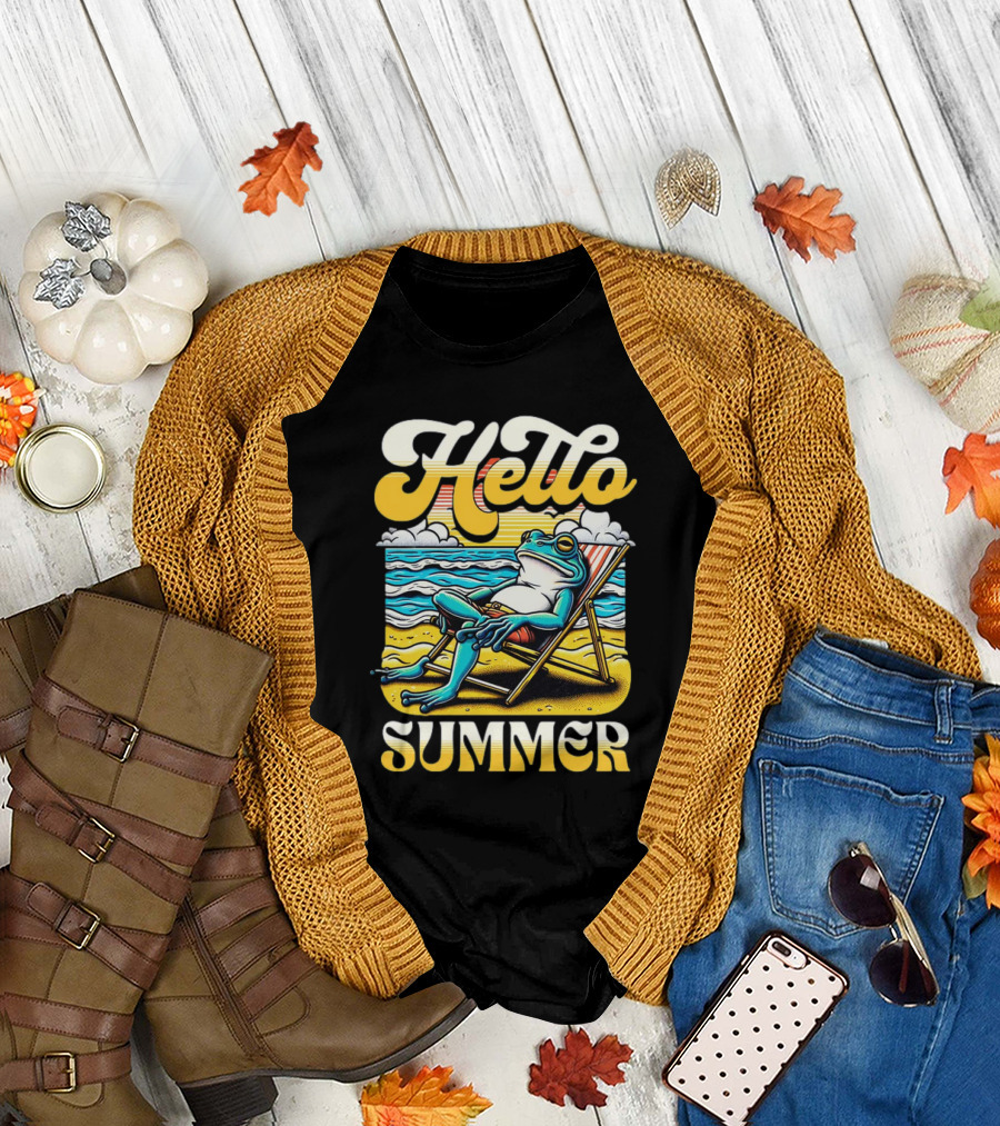 Hello Summer Frog Vintage Beach Scene T-Shirt