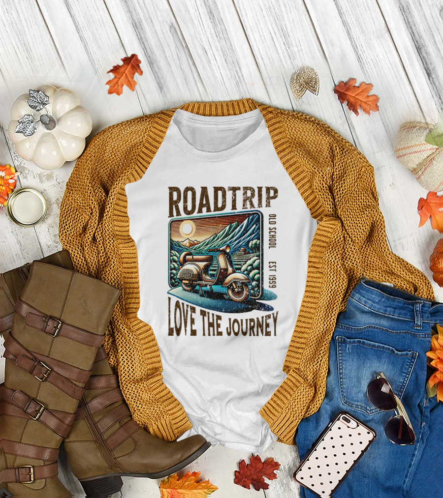 Roadtrip Love The Journey Vintage Scooter Exploring Scenic Mountains T-Shirt
