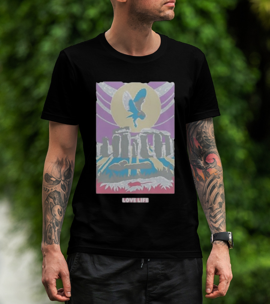 Chrispackham Owl Stone Henge Love Life T-Shirt
