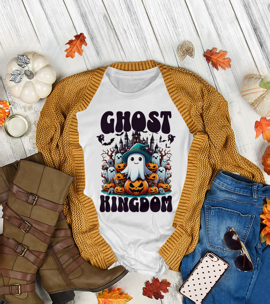 Ghost Kingdom Halloween Ghosts and Pumpkins Witches Hat Haunted Castle T-Shirt