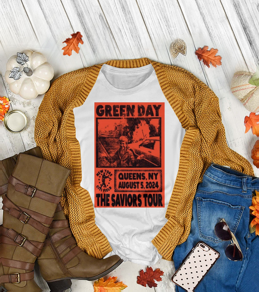Green Day The Saviors Tour New York Citi Field Queens NY August 5 T-Shirt