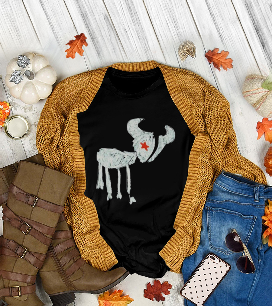 WeAreTexans Bull Design with Star for All Texans T-Shirt