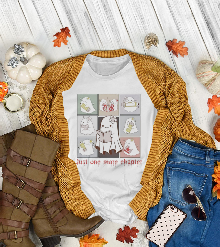 Retro Groovy Cute Ghost Just One More Chapter Reading Ghosts T-Shirt