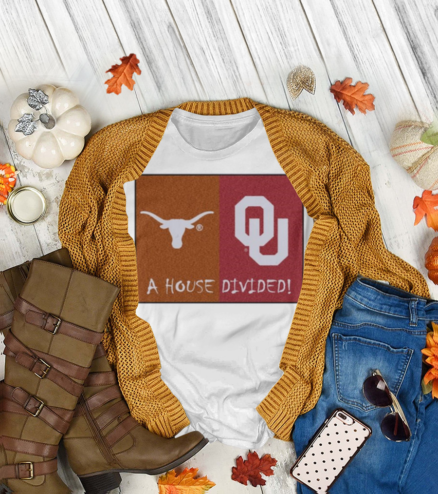 A House Divided Texas Longhorns vs Oklahoma Sooners Rivalry Mat T-Shirt