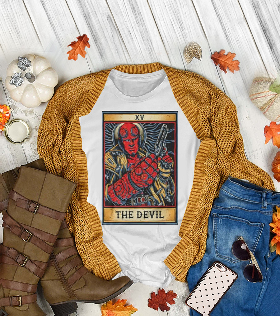 XV The Devil Tarot Card Hellboy Gun T-Shirt