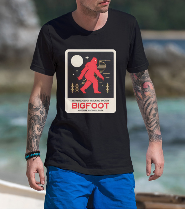 Bigfoot Cryptozoology Tracking Society Moonlit Yosemite National Park T-Shirt