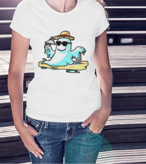 Relaxing Ghost On Vacation With Beach Vibes And Halloween Fun T-Shirt