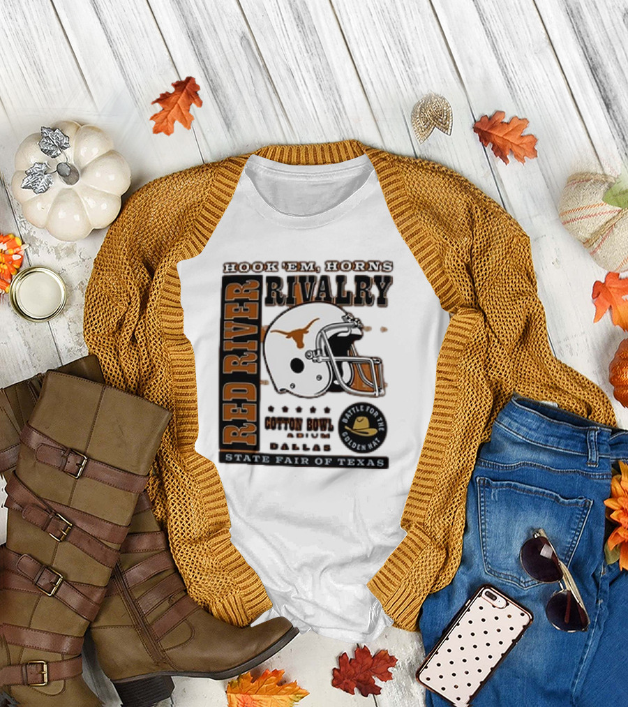 Hook Em Horns Red River Rivalry Cotton Bowl Dallas State Fair of Texas Battle for the Golden Hat T-Shirt
