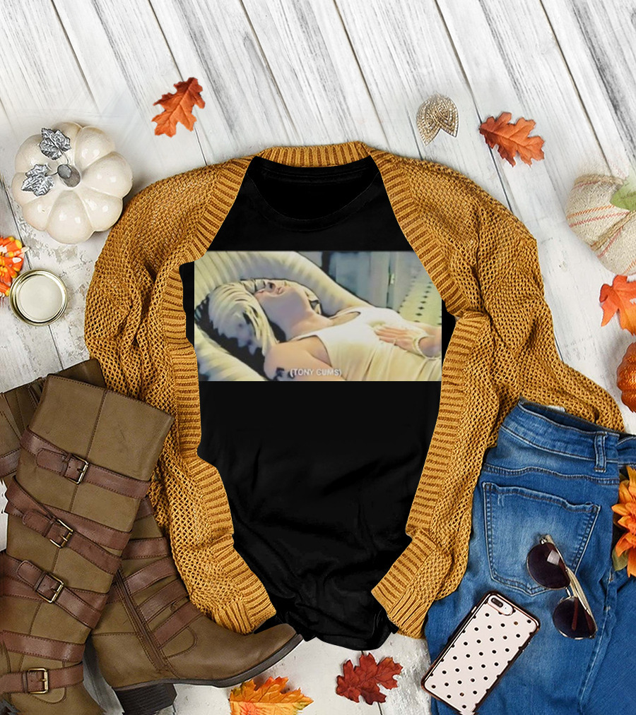 Tony Cums Retro Vintage Scene T-Shirt