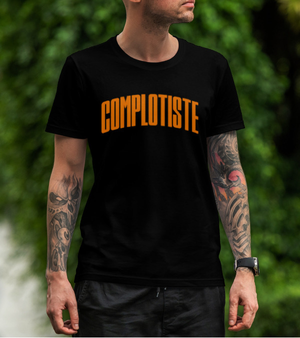 Complotiste Bold Text Booba Merch T-Shirt