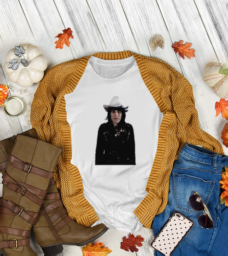 Noel Fielding Retro Cowboy Hat Fashion T-Shirt