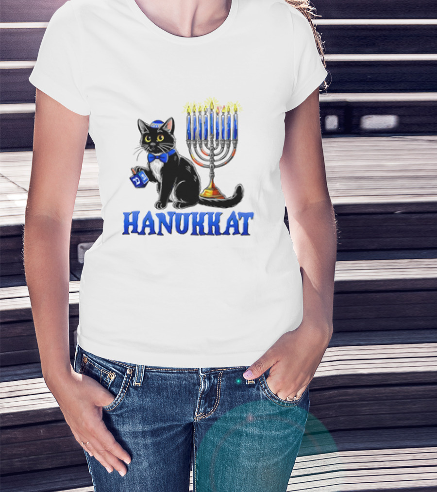 Hanukkat Cute Happy Hanukkah Jewish Cat Menorah Chanukah T-Shirt