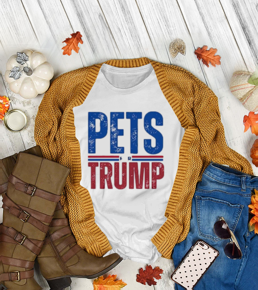 Vintage Pets for Trump Retro Distressed Political Support T-Shirt