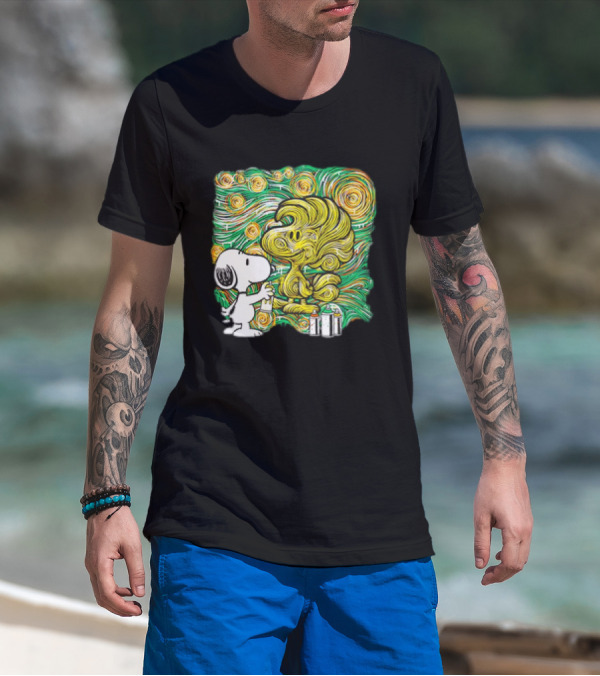 Peanuts Snoopy Spray Painting Woodstock In Starry Night Graffiti T-Shirt
