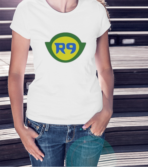 R9 Brazil Iconic Style Wimbledon Retro T-Shirt