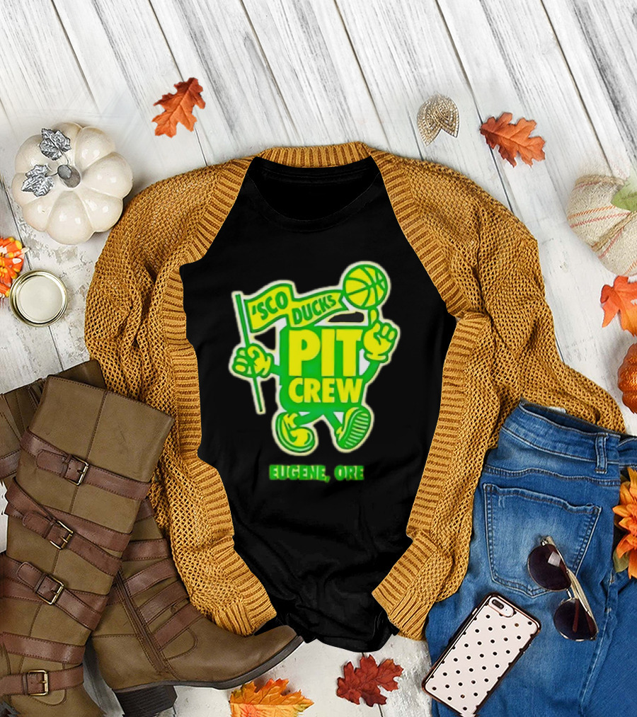 Sco Ducks Pit Crew Eugene Ore Oregon Ducks Basketball T-Shirt