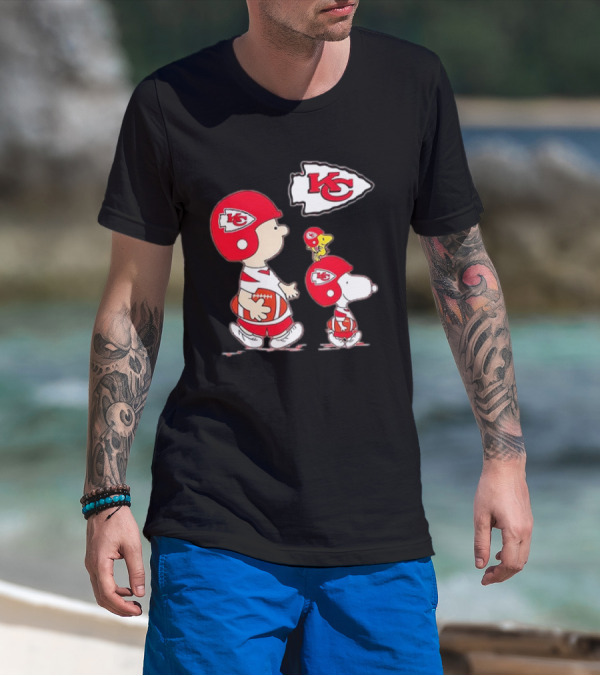 Peanuts Characters In Kansas City Chiefs Football Gear With KC T-Shirt