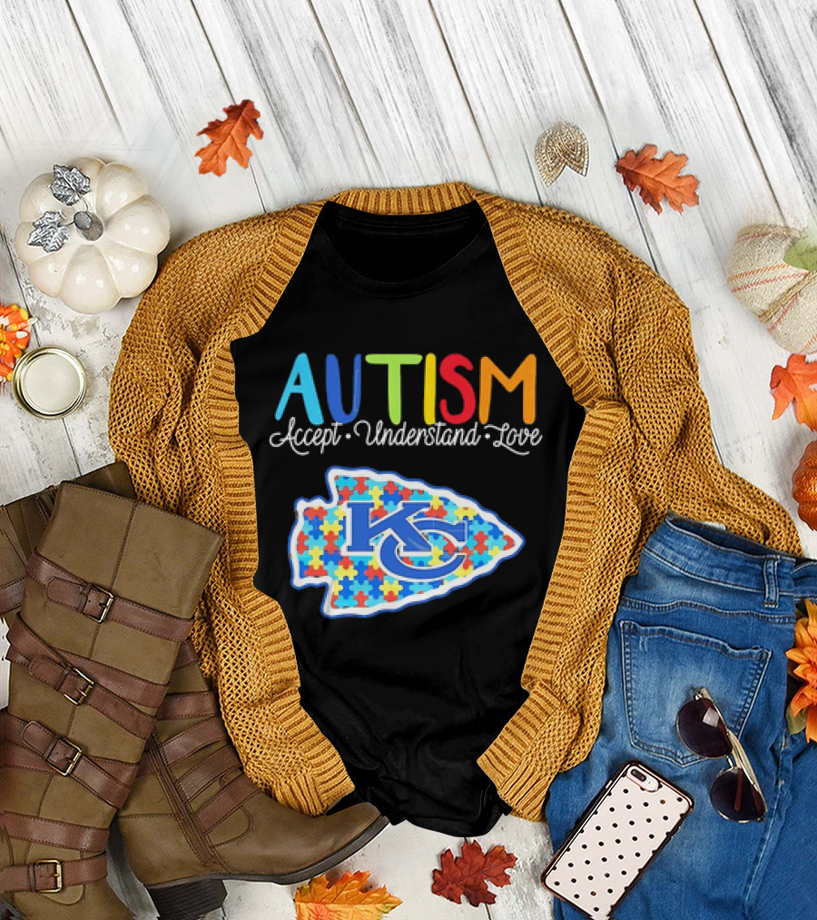 Kansas City Chiefs Autism Accept Understand Love Puzzle T-Shirt