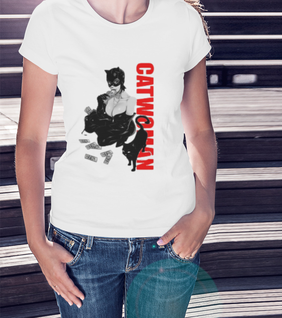 Catwoman Cartoon Noir With Money And Black Cat T-Shirt