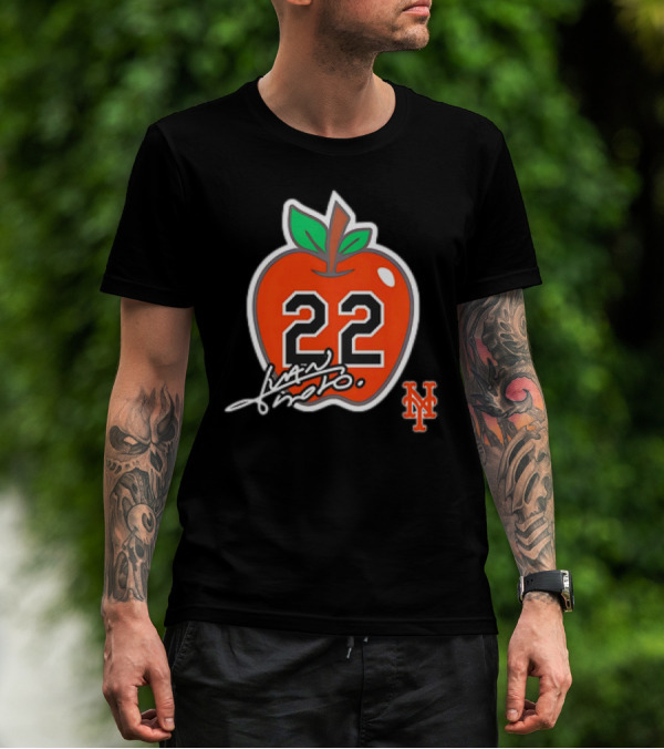 Juan Soto 22 New York Mets Apple T-Shirt