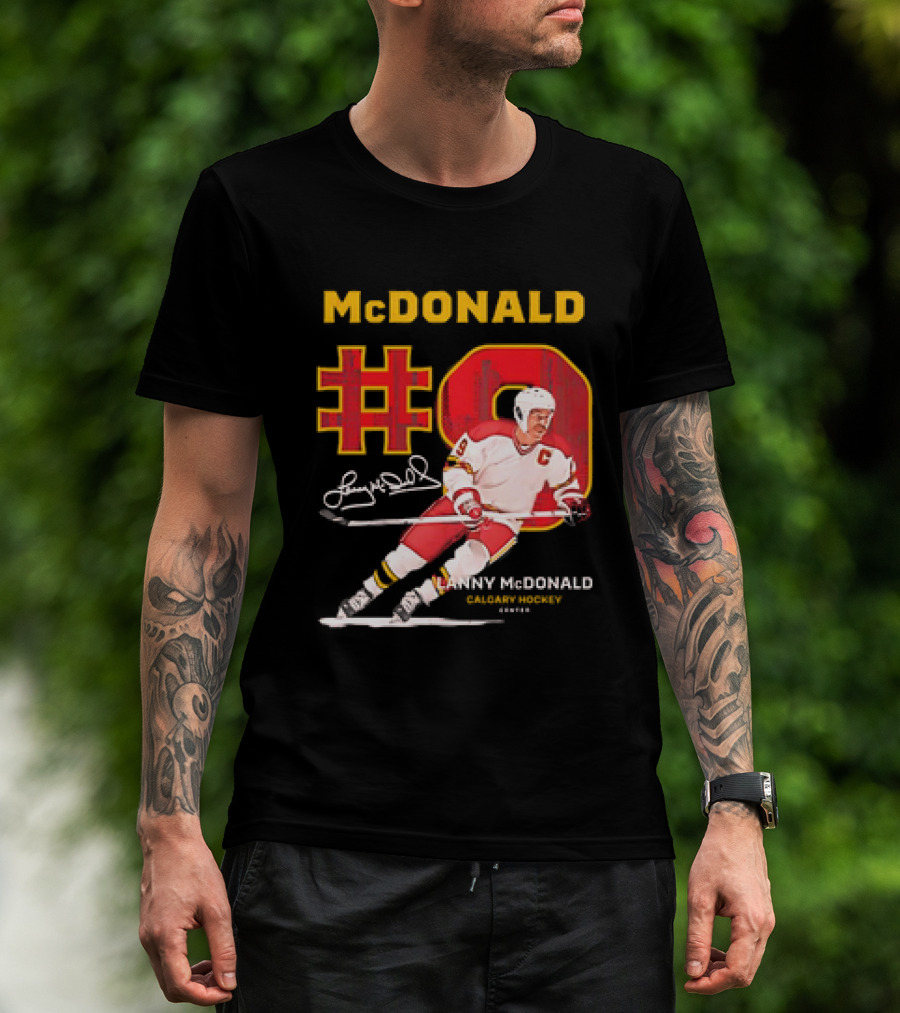 Lanny McDonald #9 Calgary Flames NHL Hockey Throwback Vintage Signature T-Shirt