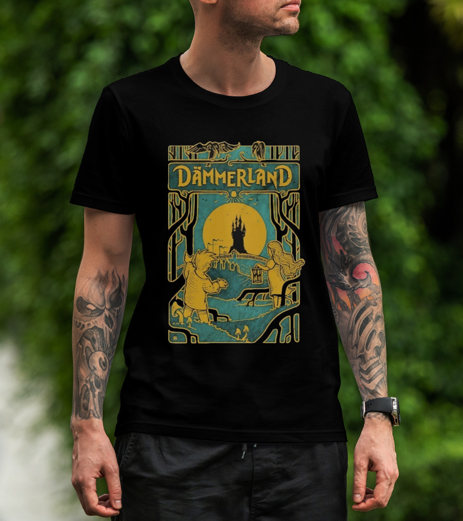 Dämmerland 2 Cover Yellow Moon Gothic Castle Fantasy Adventure T-Shirt