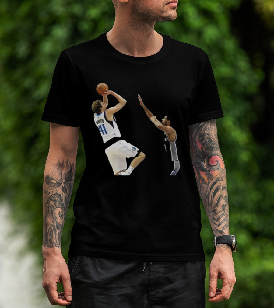 Dirk Nowitzki Fadeaway Jumper Over Tim Duncan NBA Iconic Moment T-Shirt
