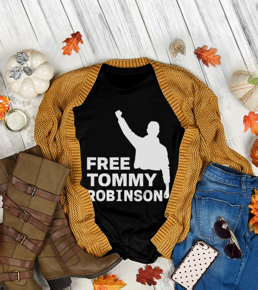 Free Tommy Robinson Activist Silhouette Fist Raised T-Shirt