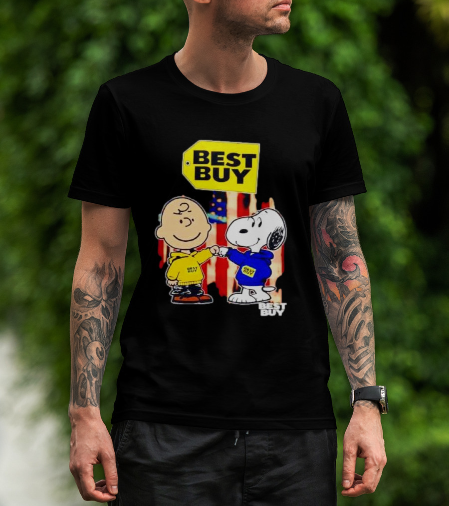 Best Buy Charlie Brown Snoopy Yellow Blue S Fist Bump T-Shirt