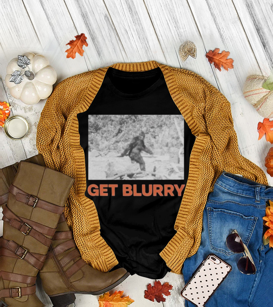 Blurry Creatures Get Blurry Bigfoot Image Classic Style T-Shirt