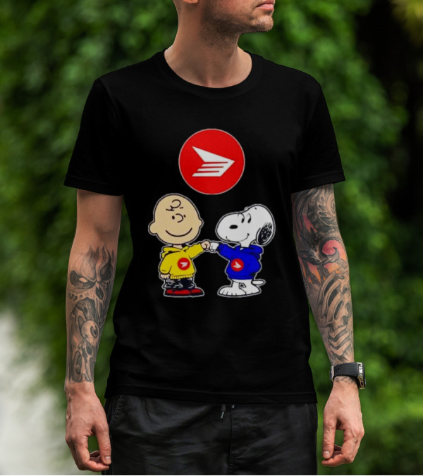 Canada Post Charlie Brown And Snoopy T-Shirt