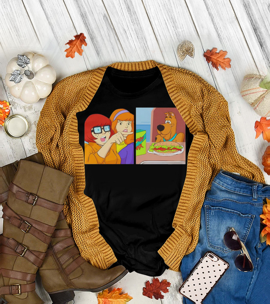 Velma Daphne Scooby-Doo Mystery Incorporated Funny Pizza Reaction T-Shirt