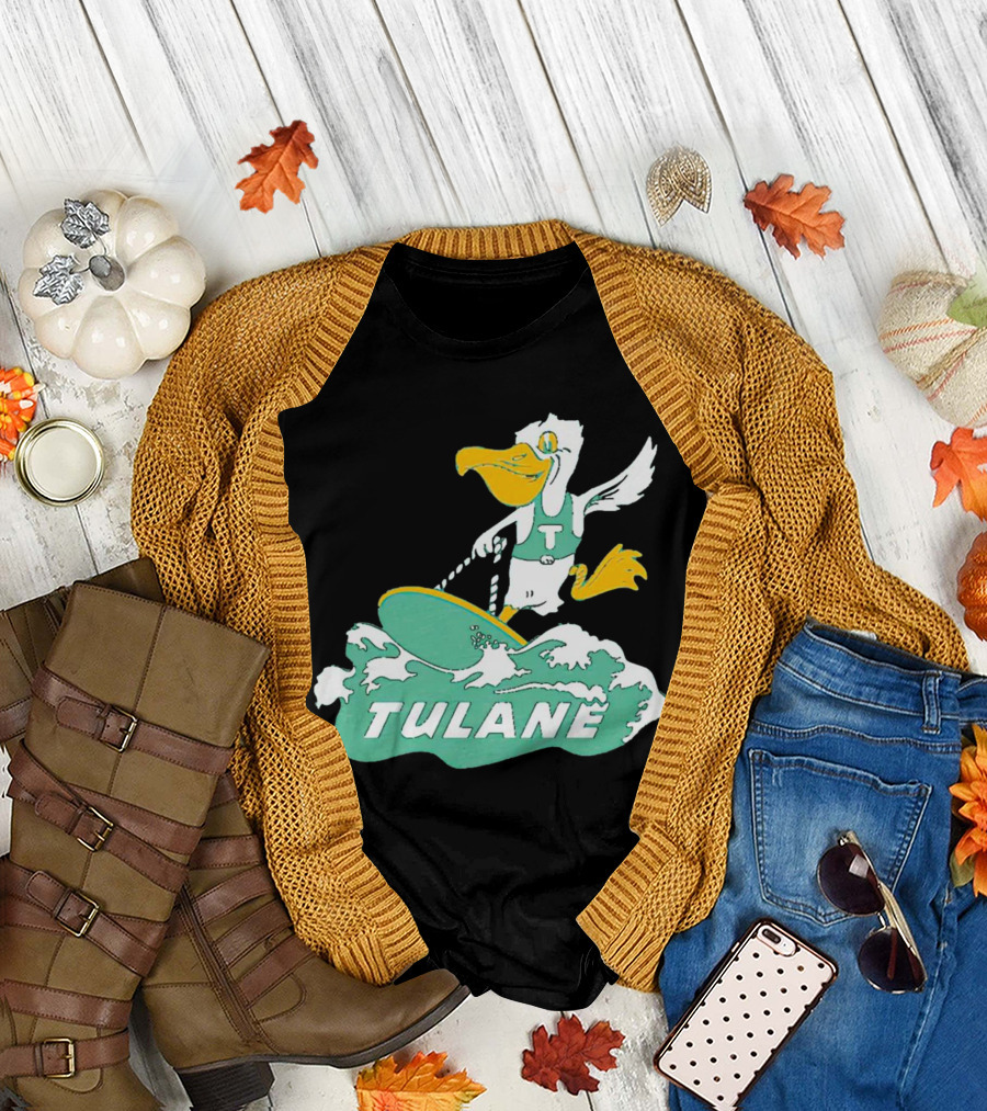 Tulane Green Wave Surfing Pelican Vintage T-Shirt