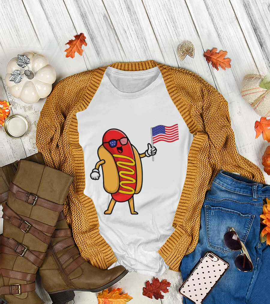 4th of July Hot Dog with American Flag and Patriotic Sunglasses T-Shirt