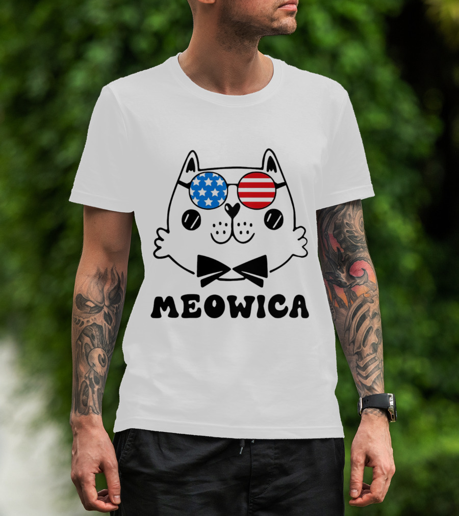 Meowica America Cat In Patriotic Star And Stripe Sunglasses T-Shirt