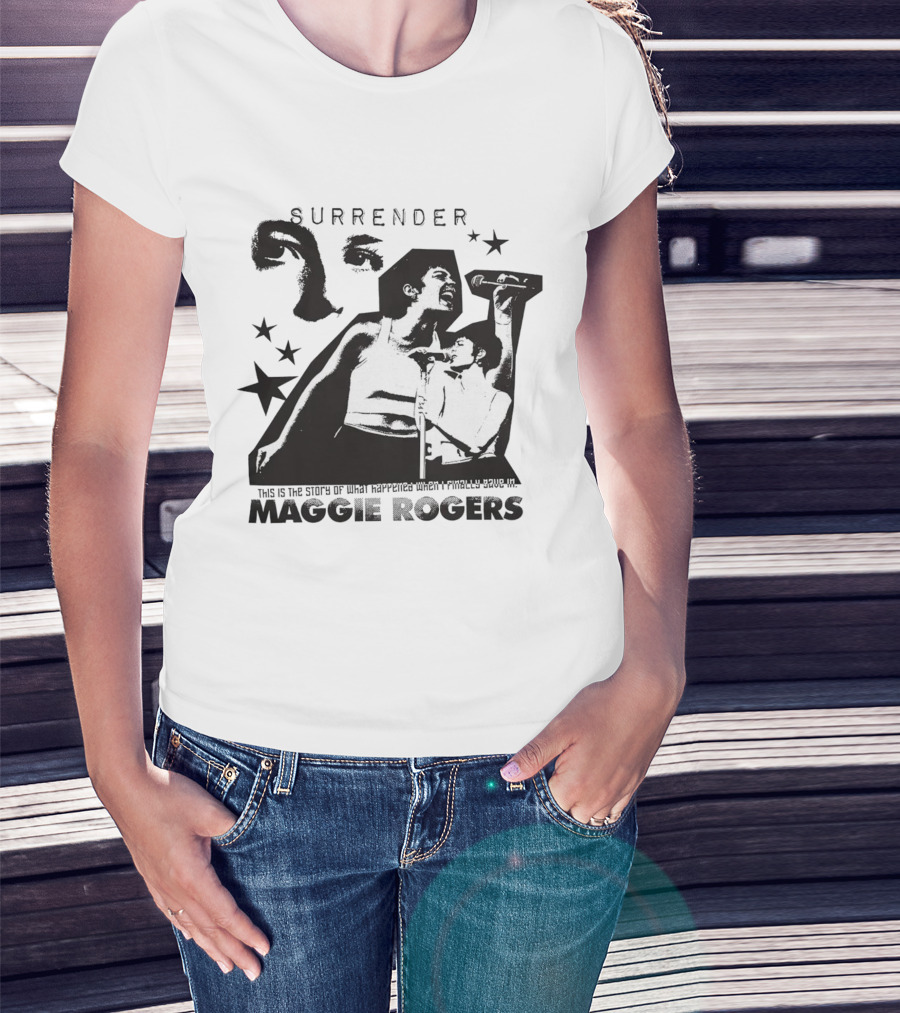Surrender Stage Photo Maggie Rogers T-Shirt