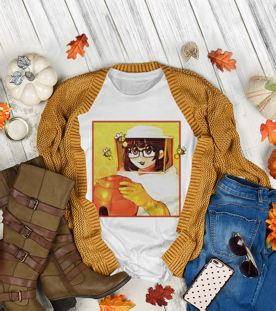 Bee Zabizow Honey Comb Bee Keeper Anime T-Shirt