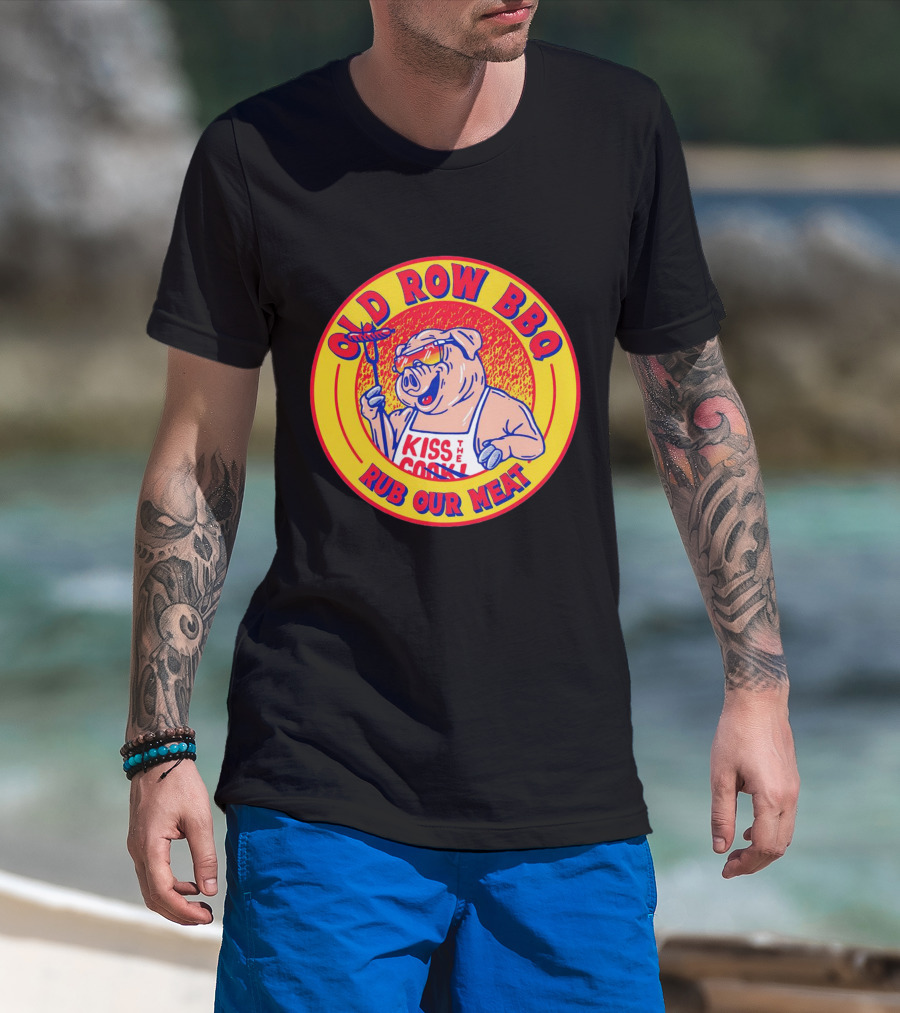 OLD ROW BBQ Rub Our Meat Kiss The Cook Pig Apron T-Shirt