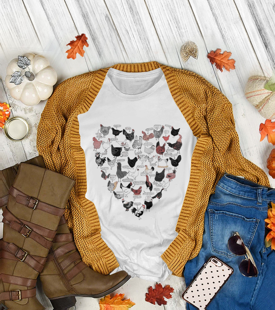 Chicken Heart Pattern With Cluck Speech Bubbles T-Shirt