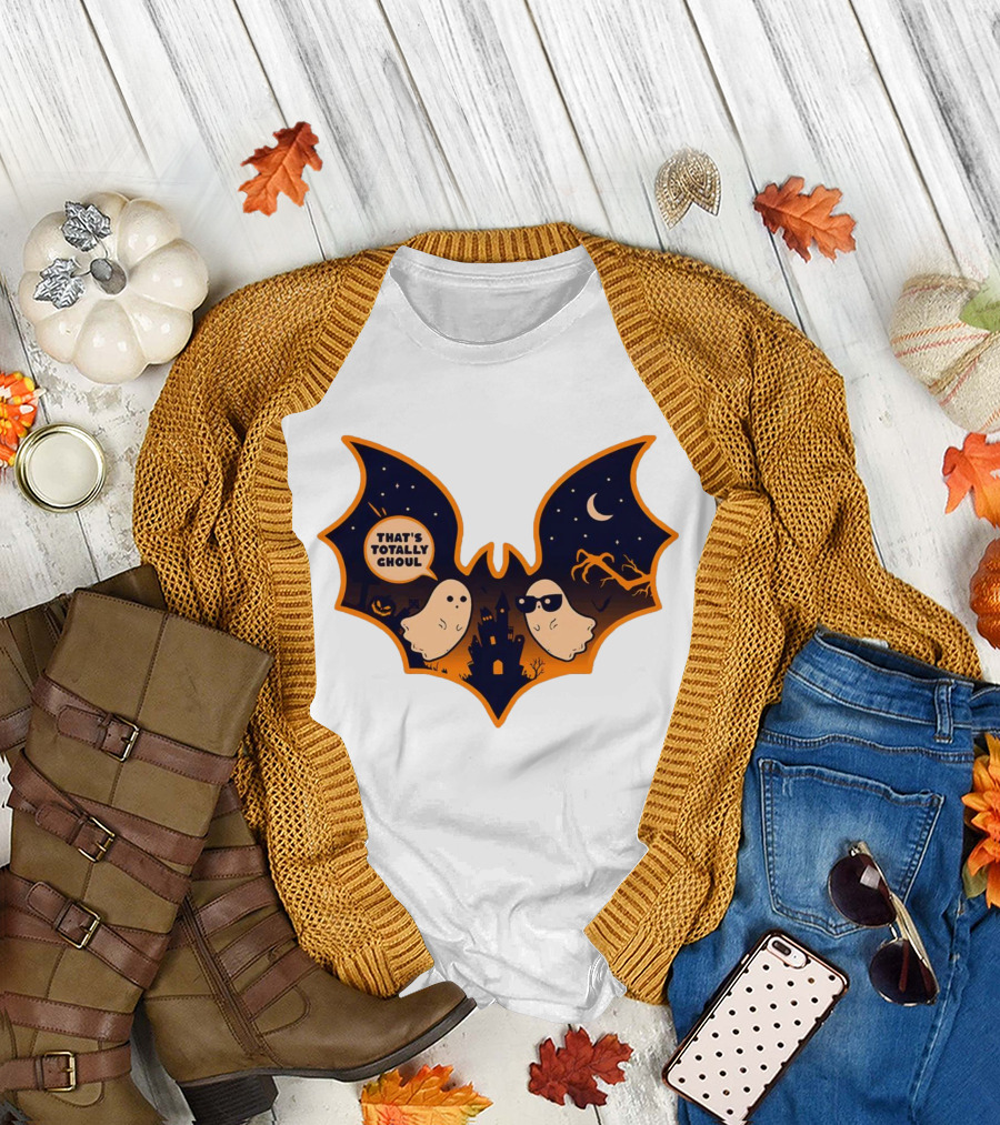 That's Totally Choul Ghosts in Bat Shape with Haunted Castle and Moon T-Shirt