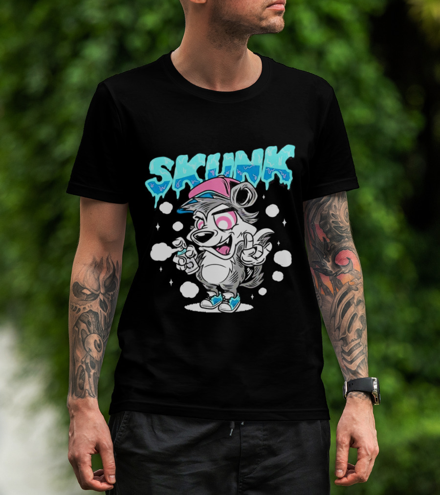 Skunk Grafiti Cartoon Hip Hop Character With Cap And Spray Paint T-Shirt