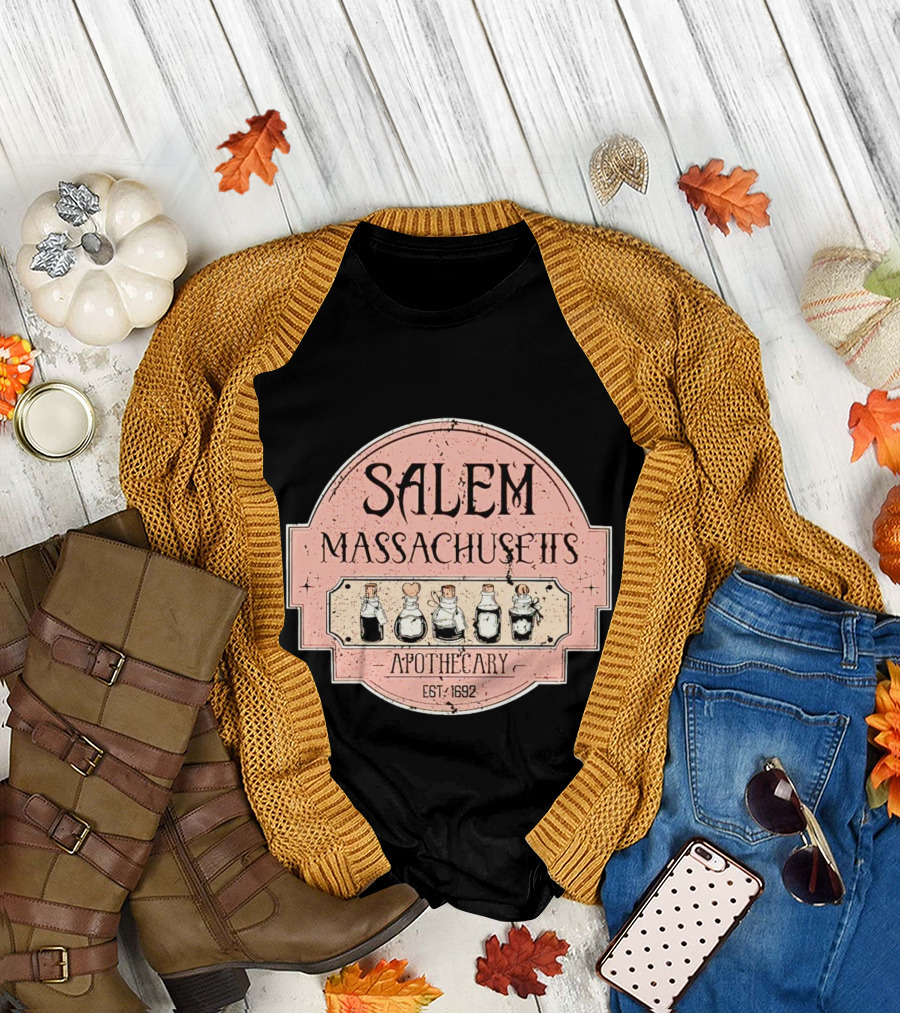 Salem Massachusetts Apothecary Est. 1692 Halloween T-Shirt