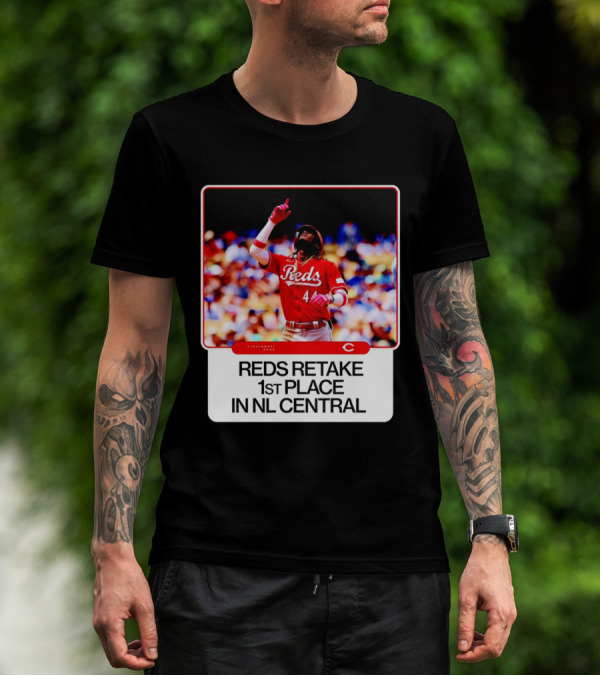 Cincinnati Reds Retake 1st Place In NL Central Elly De La Cruz T-Shirt