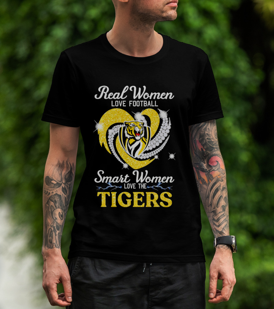 Real Women Love Football Smart Women Love The Richmond Tigers T-Shirt