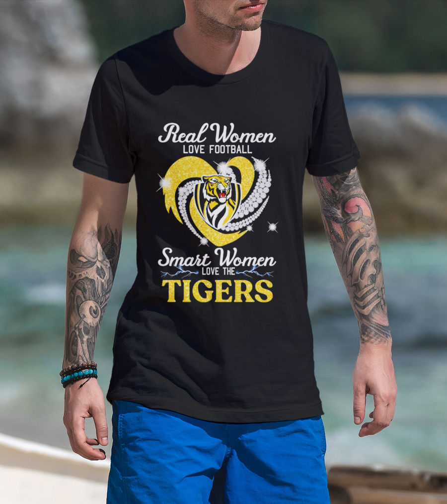 Real Women Love Football Smart Women Love The Richmond Tigers T-Shirt