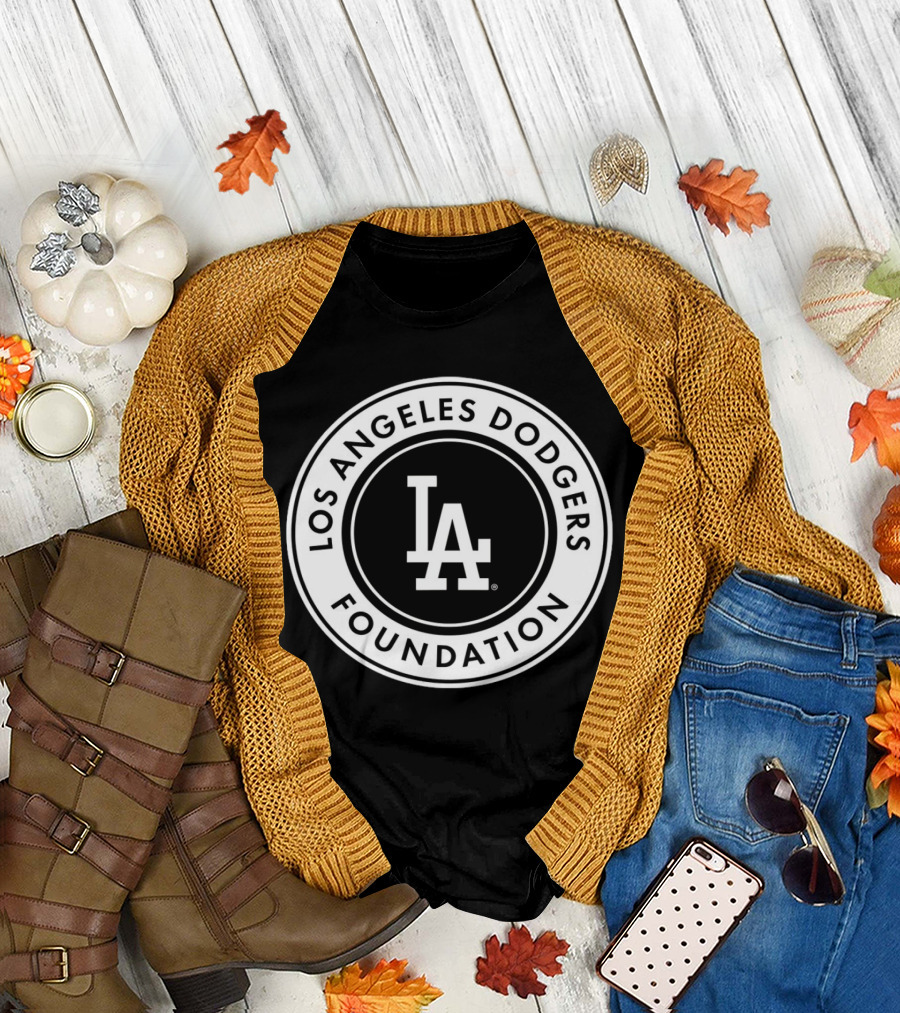 Los Angeles Dodgers Foundation LA Circle T-Shirt