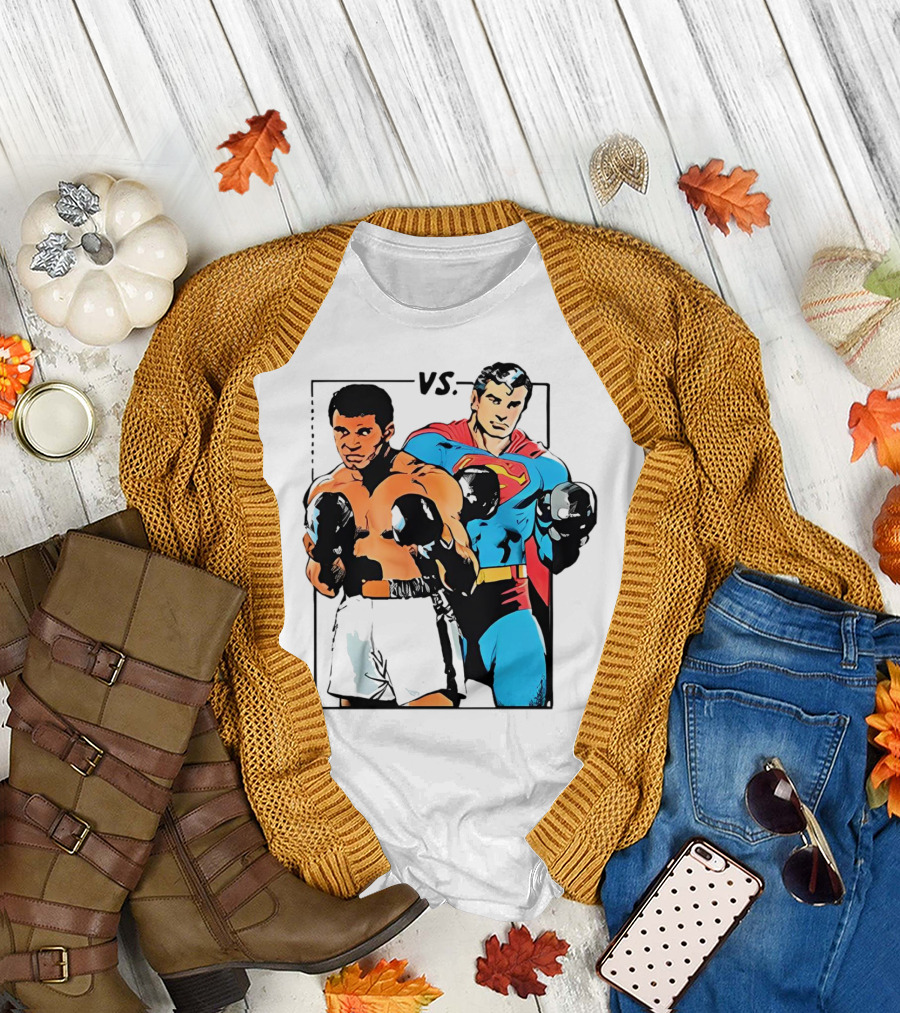 Superman vs Muhammad Ali Boxing Showdown T-Shirt