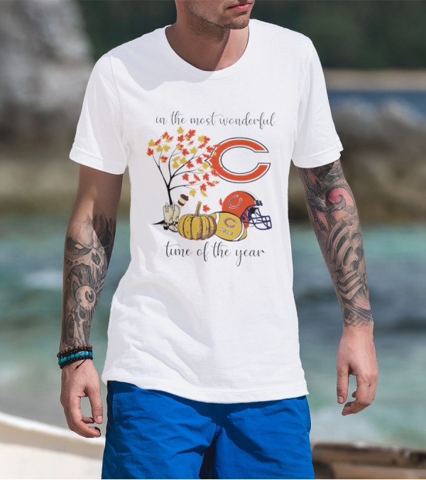 In The Most Wonderful Time Of The Year Chicago Bears Thanksgiving Helmets And Autumn Leaves T-Shirt